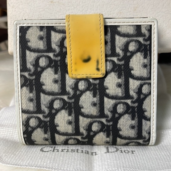 Authentic CHRISTIAN DIOR #2 NAVY BLUE & CREAM BIFOLD SNAP WALLET WITH BOX - Picture 3 of 12